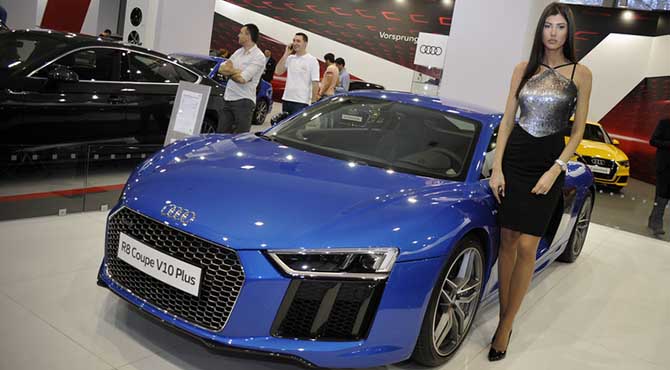 Audi R8