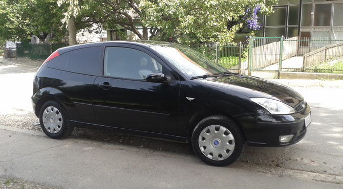 Polovni Ford Focus 1.8 2002. godište otkup polovnih automobila