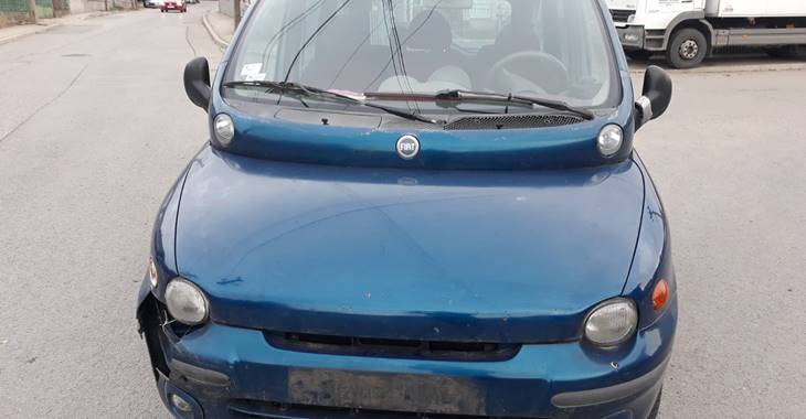 Polovni automobil Fiat Multipla plave boje