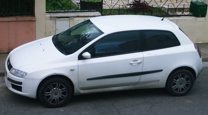 Polovni Fiat Stilo 1.9 JTD 2002. godište otkup u Beogradu