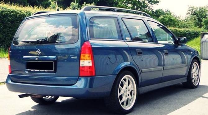 Opel Astra 1.7 2001. godište za otkup polovnih automobila