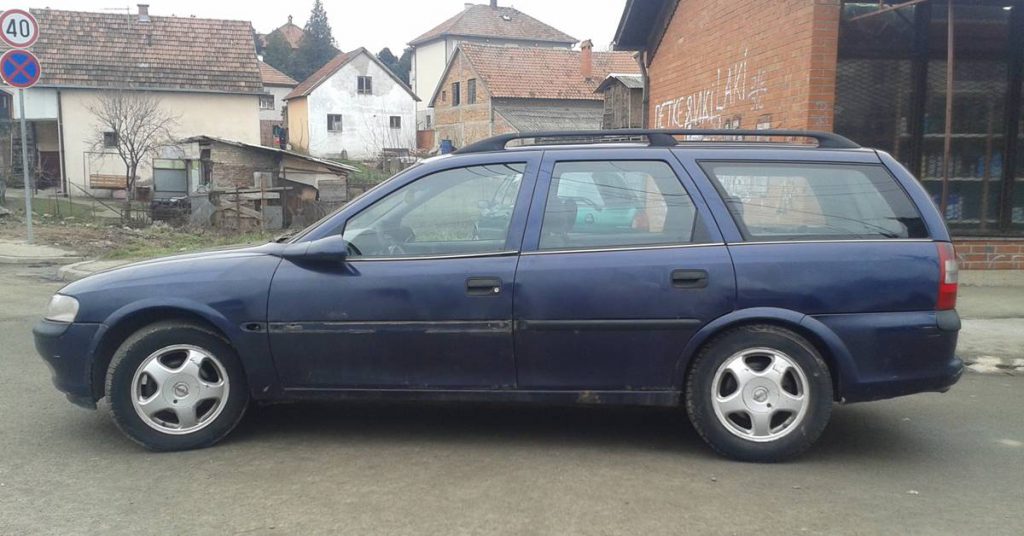 Otkup polovnog automobila Opel Vectra B 1.8 iz 2001. godine