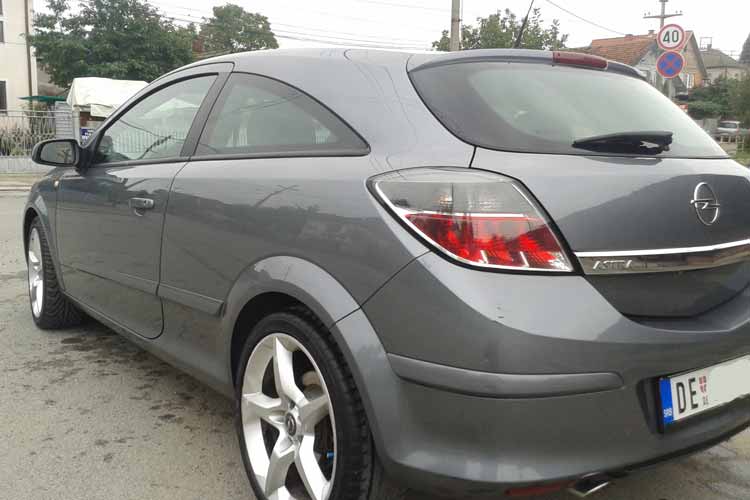 otkupljena opel astra h