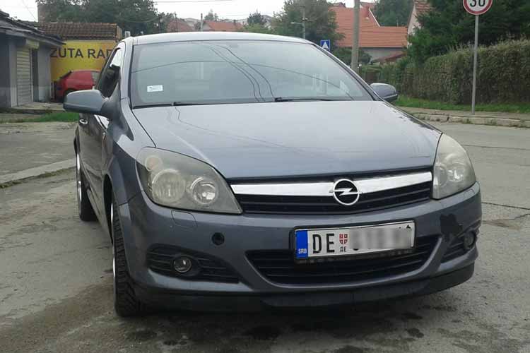 otkupljena opel astra h