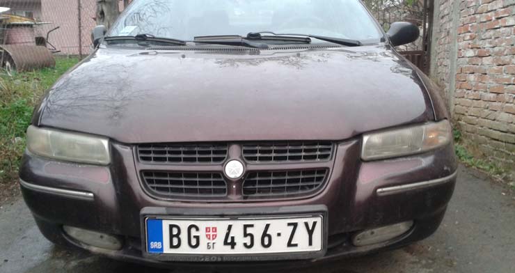 otkupljeni polovni chysler stratus