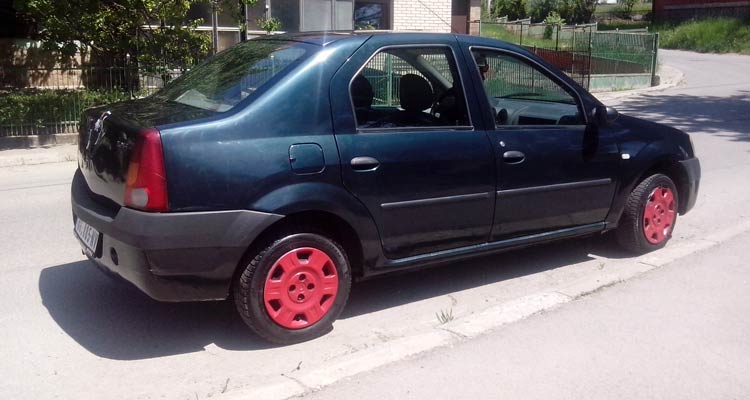 otkupljeni polovni dacia logan