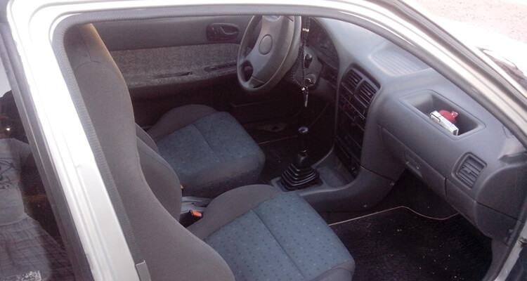 Suzuki Swift 1.3 glx, 2000. godište iz Beograda (Mirijevo)
