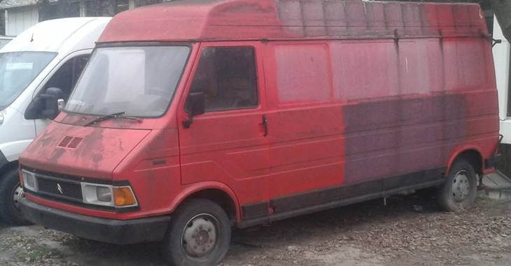 Otkup polovnog kombija - crveni kombi Citroen