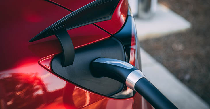 Punjenje elektronskog automobila