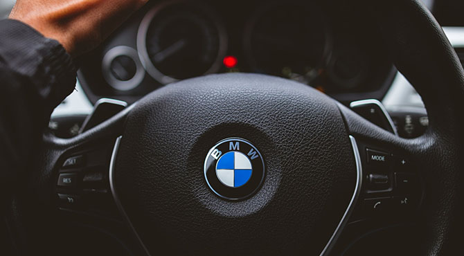 Volan od bmw automobila